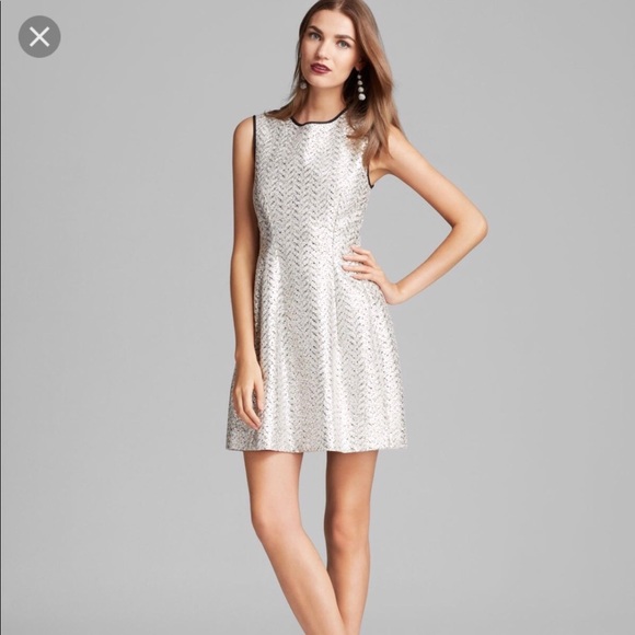 Shoshanna Dresses & Skirts - Shoshanna metallic dress